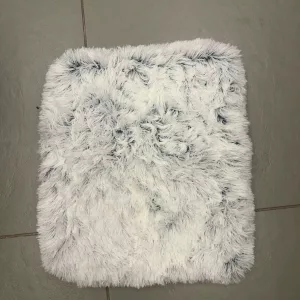 Erhaltenes Superweiches Plüsch-Hundebett von Kunde M****n.